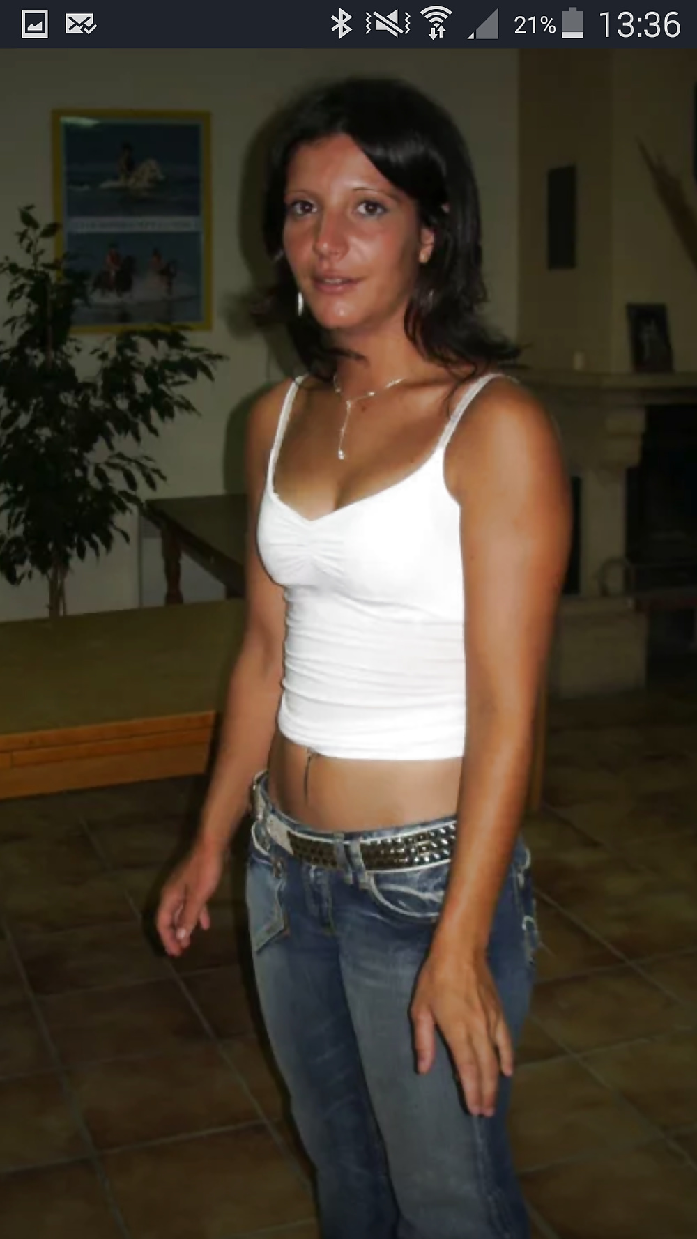 Belle coquine de 46 ans cherche gars mignon pour vivre une nuit de folie